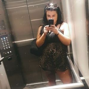 Meet your Posher, Cassandra